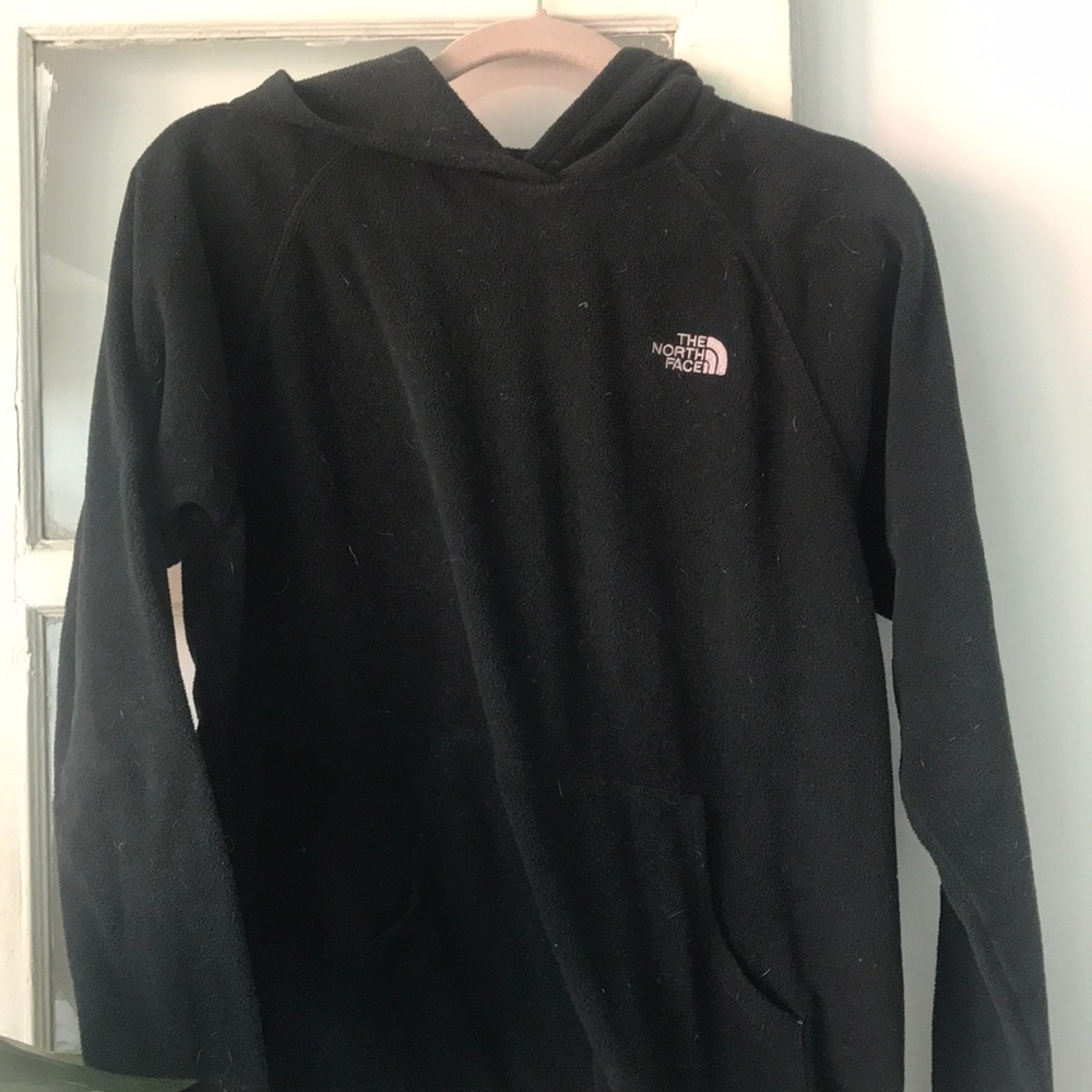 North face pullover